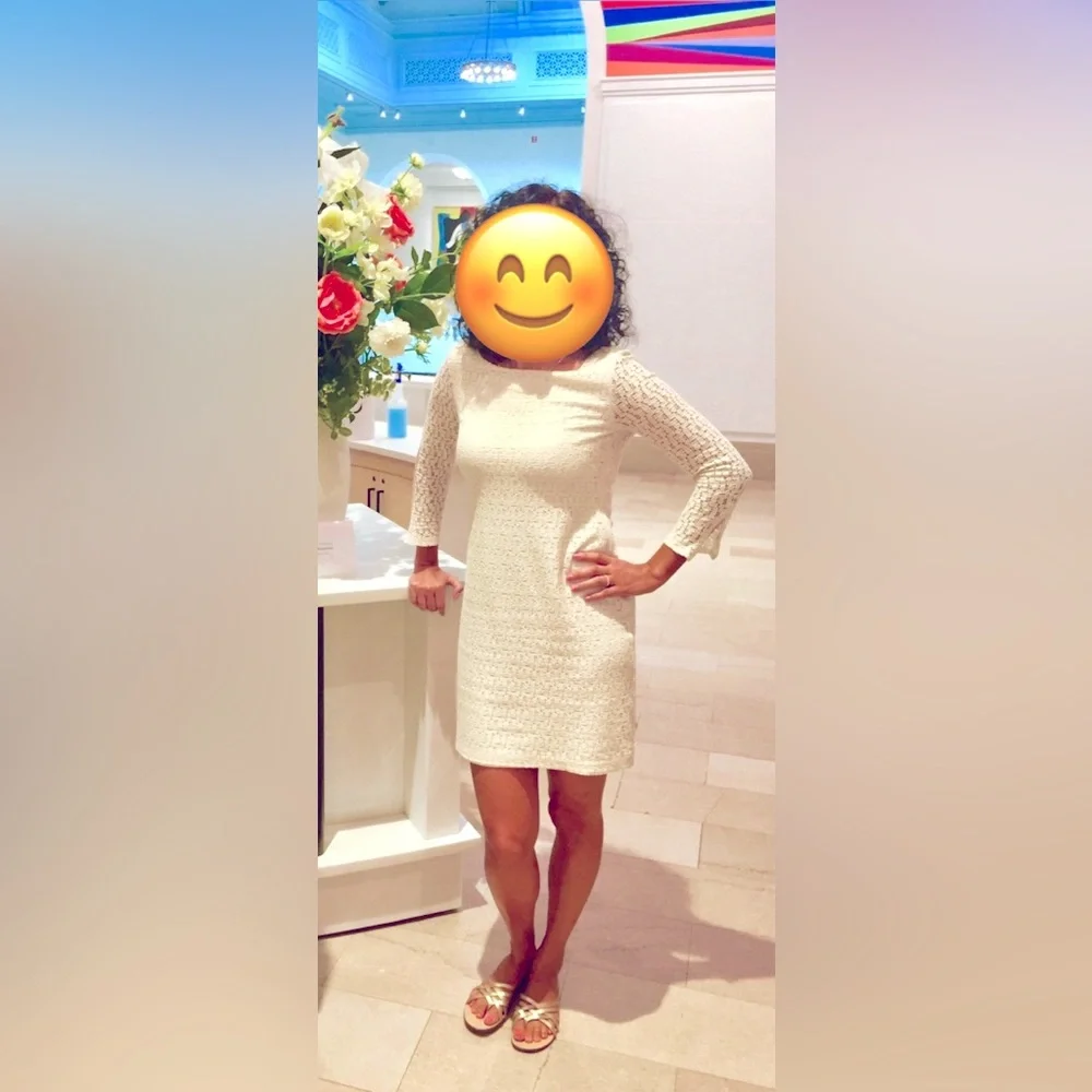 Banana Republic lined, lace dress in cream. - Picture 1 of 10